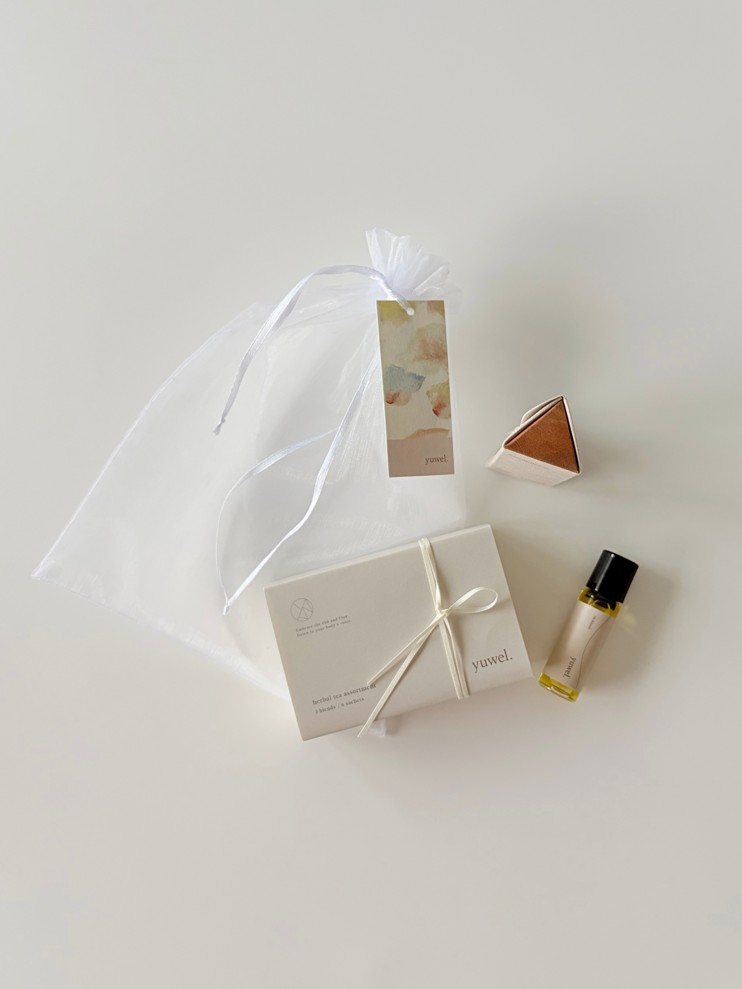 【gift set】ロールオン × ハーブティーアソートメント
